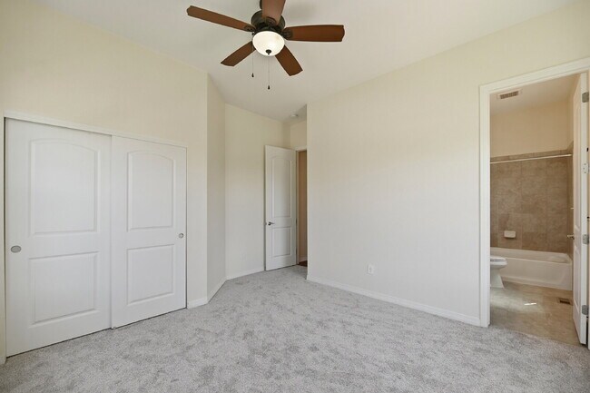 Building Photo - $4,340.95, 5 Beds - 3.5 Bath, Single Family Home in Broomfield with Pool Access!
