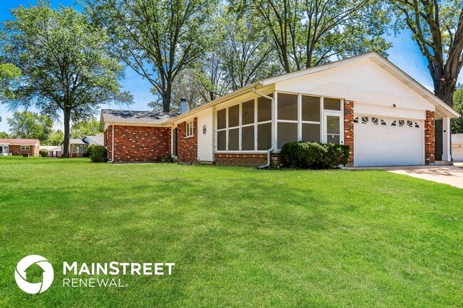 Building Photo - 14290 Mondoubleau Lane