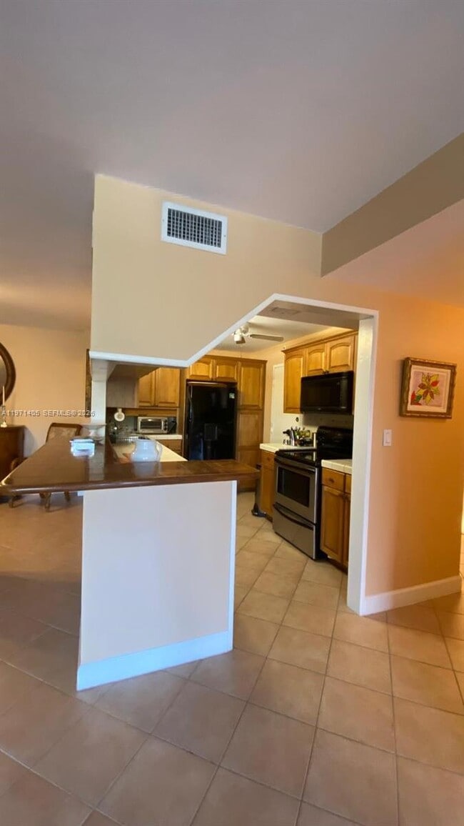 Building Photo - 177 Ocean Ln Dr