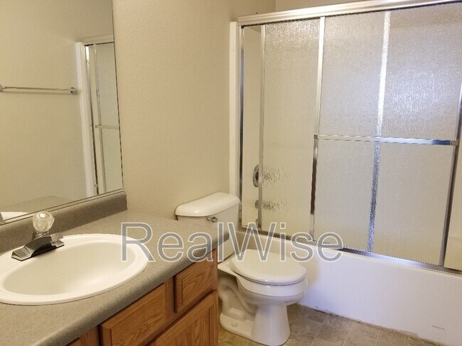 Building Photo - 1527 Hamilton Ln