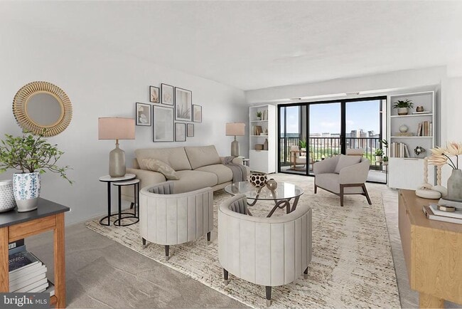 Building Photo - 5903 Mt Eagle Dr