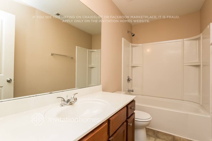 Building Photo - 4905 Medlock Trail Ct SW