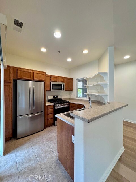 Building Photo - 26496 Arboretum Way