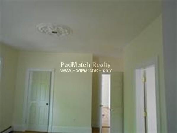 Building Photo - WICKED CHEAP TWO FLOORS LAUNDRY IN BUILDING!