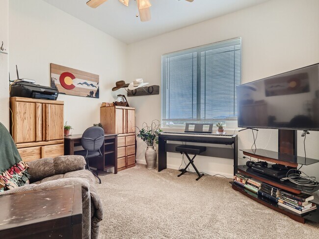 Building Photo - 9538 W San Juan Cir