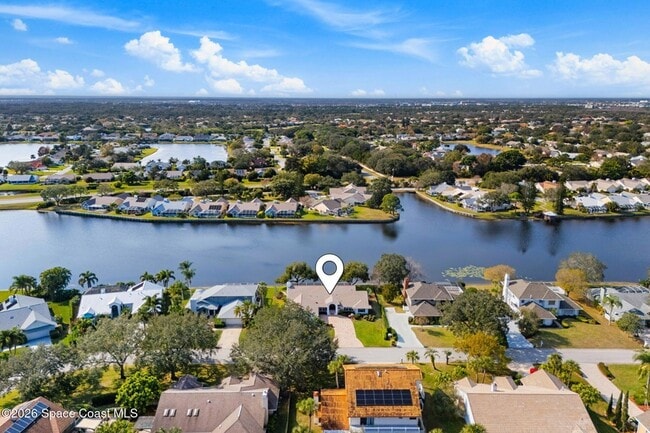 Building Photo - 662 Rossmoor Cir