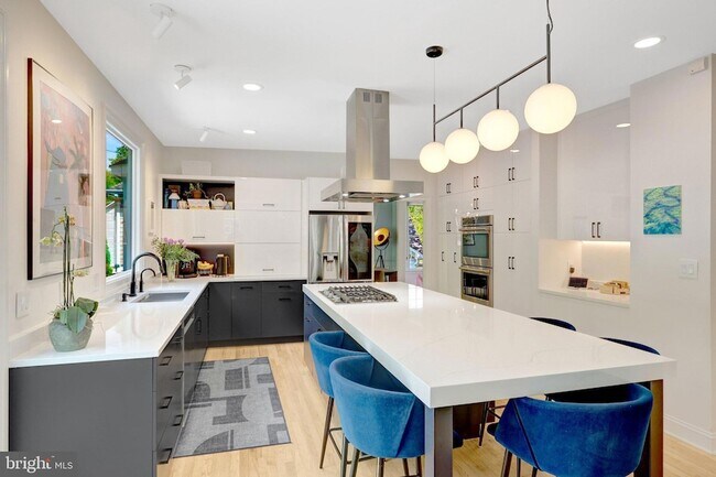 Building Photo - 1926 Poole Ln