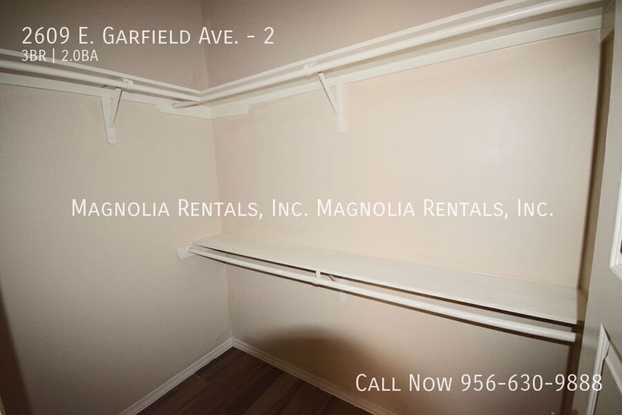 Building Photo - 2609 E Garfield Ave