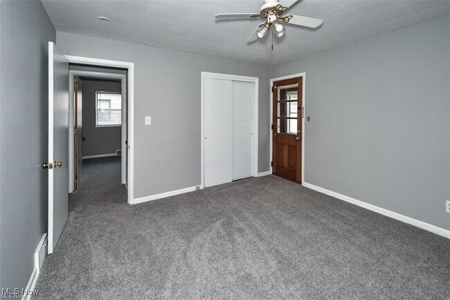 Building Photo - 2344 Westmoor Rd