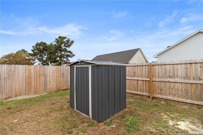 Building Photo - 3022 Burton Dr