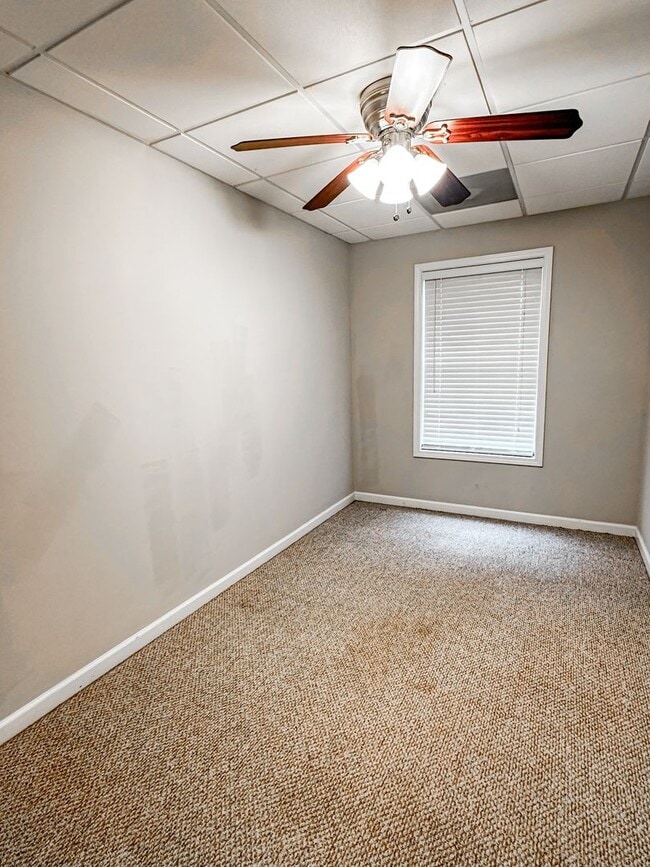 Building Photo - Large North Forsyth home with Garage