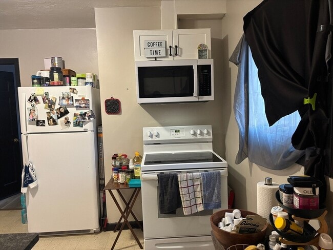 Building Photo - 85 Prospect St