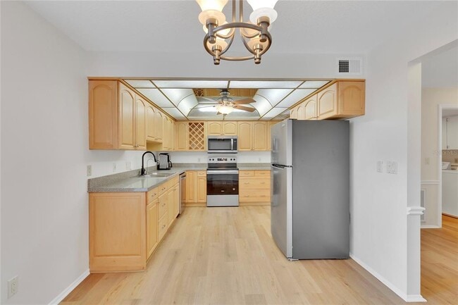 Building Photo - 413 S Bayshore Blvd
