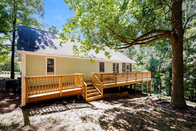 Building Photo - 5406 Branch St