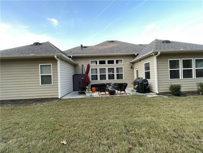 Building Photo - 2333 Barrington Trace Cir