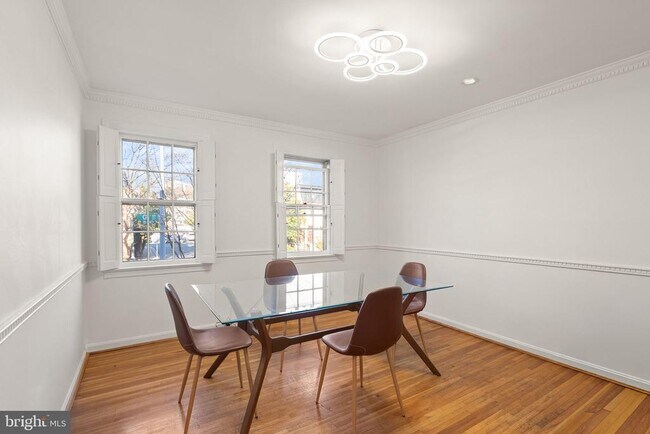 Building Photo - 500 G St SW