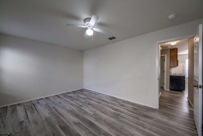 Building Photo - Charming 3-bedroom, 2-bathroom home in Wildhorse!