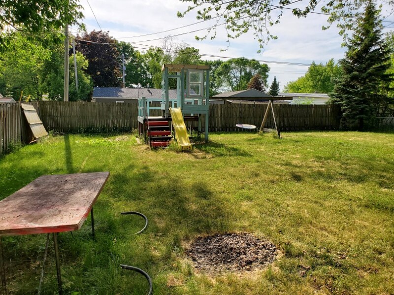 Building Photo - 1163 Higgins Ave