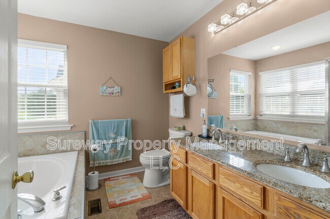 Building Photo - 204 Spruce Trail