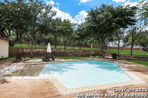 Building Photo - 6811 Karnes Leaf