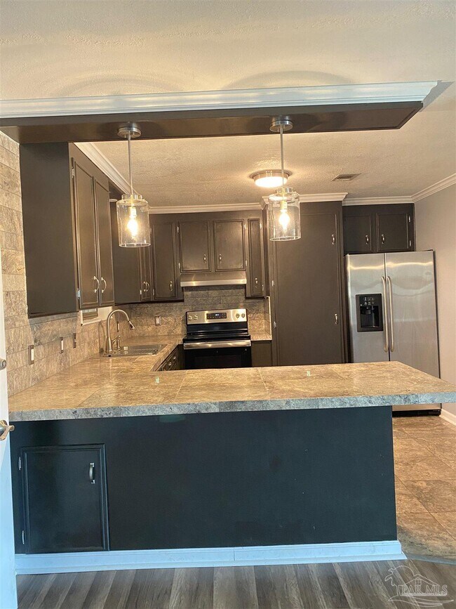 Building Photo - 3308 Pine Forest Rd