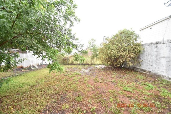 Building Photo - 2501 E Stanley Matthew Cir
