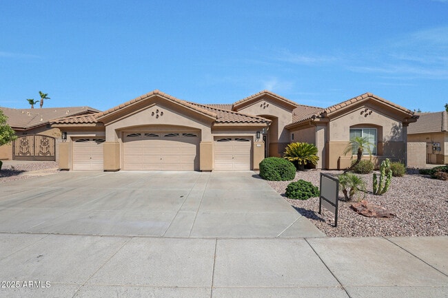 Primary Photo - 21919 N 79th Ave