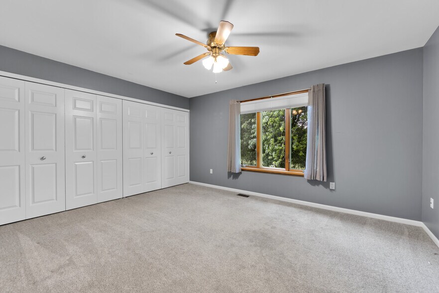 Building Photo - 34572 Bunker Hill Dr