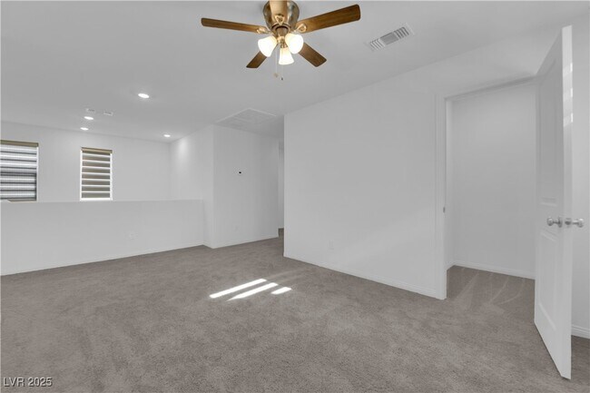 Building Photo - 4171 Scarlet Cob Ave