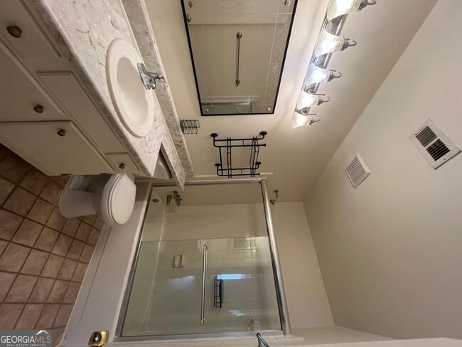 Building Photo - 2196 Palmyra Dr