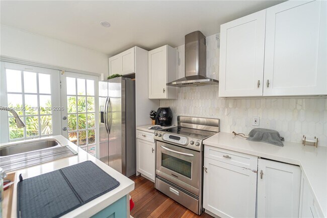 Building Photo - 9939 NW 47th Terrace