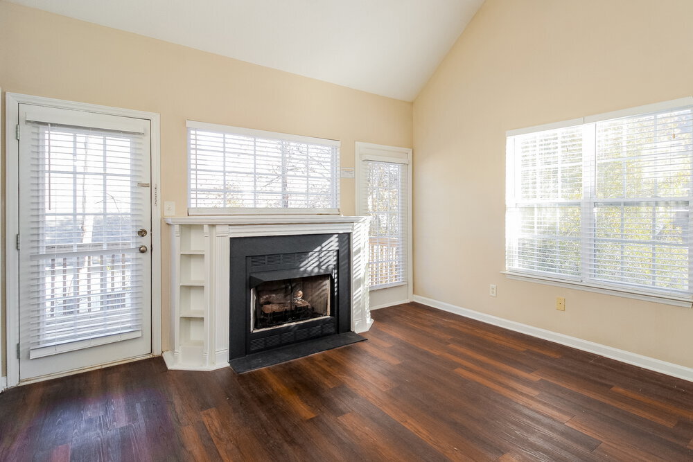 Building Photo - 640 Piermont Ct