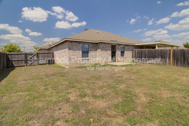 Building Photo - 1208 Maverick Trail