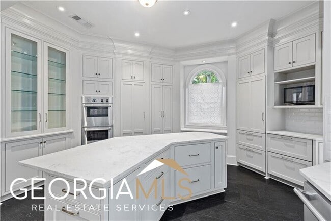 Building Photo - 2522 Habersham Rd NW