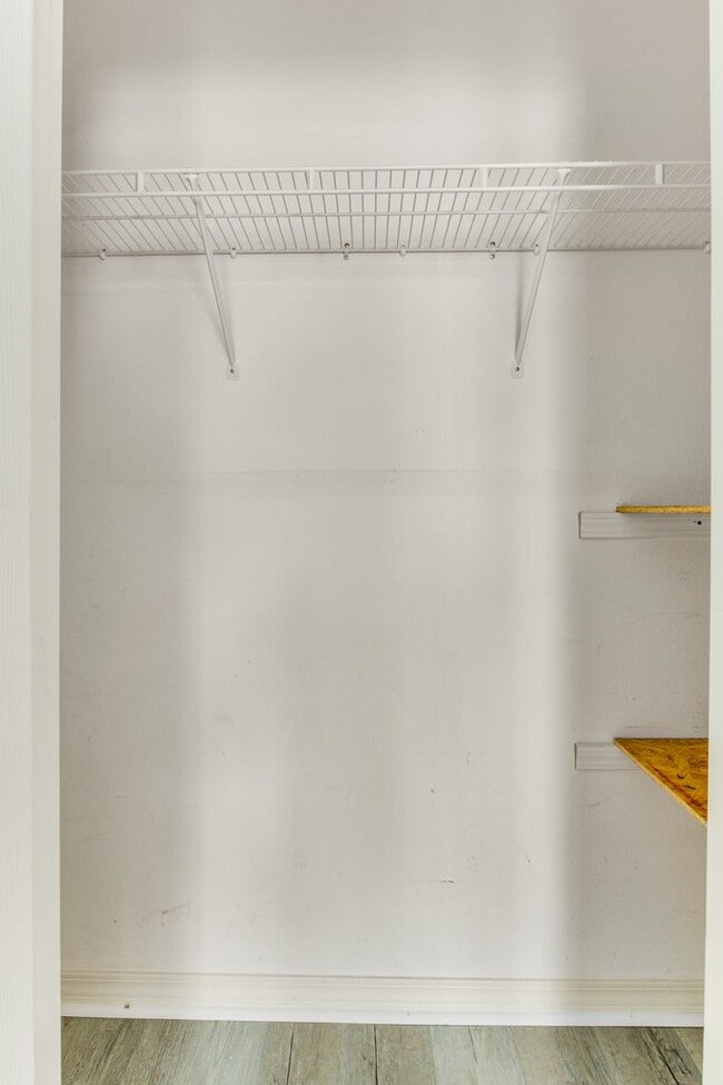 Building Photo - Welcome to this radiant and exquisite home, perfectly situated in a central location!