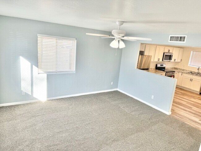Building Photo - Ocotillo