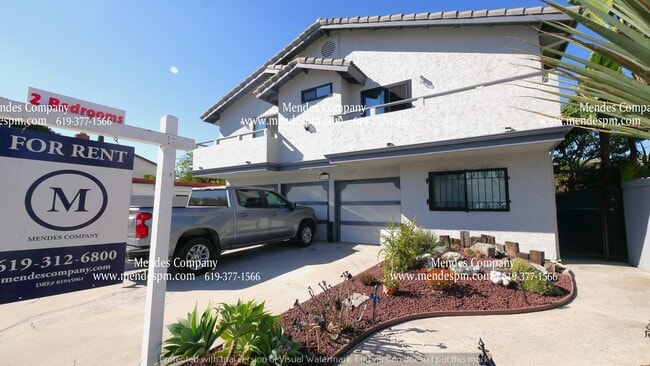 Building Photo - 4654 Idaho St