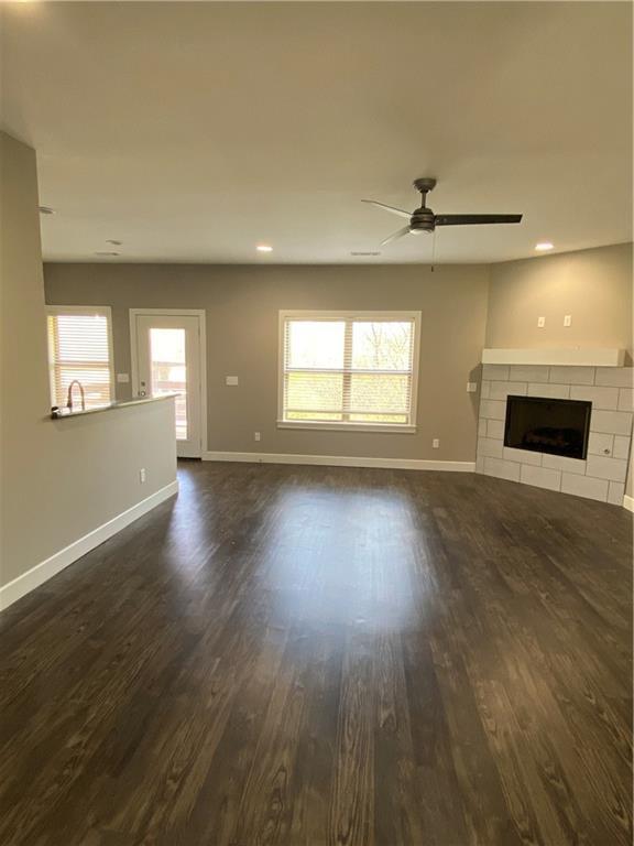 Building Photo - 1997 E Peppervine Dr