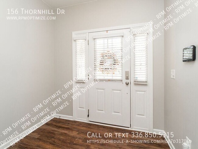Building Photo - 156 Thornhill Dr