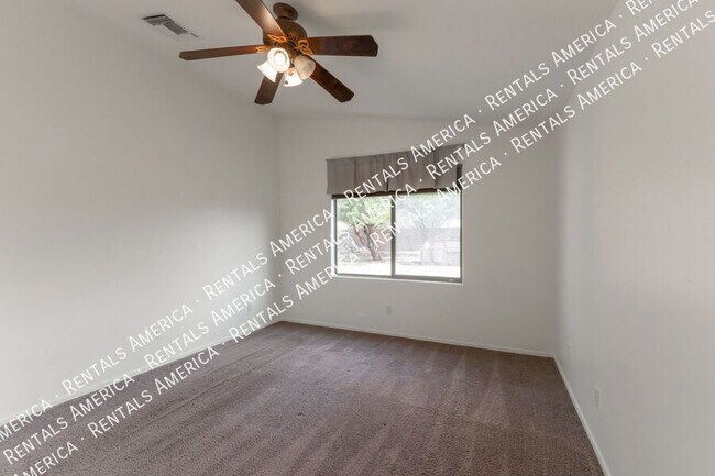 Building Photo - 2457 W Haase Ct