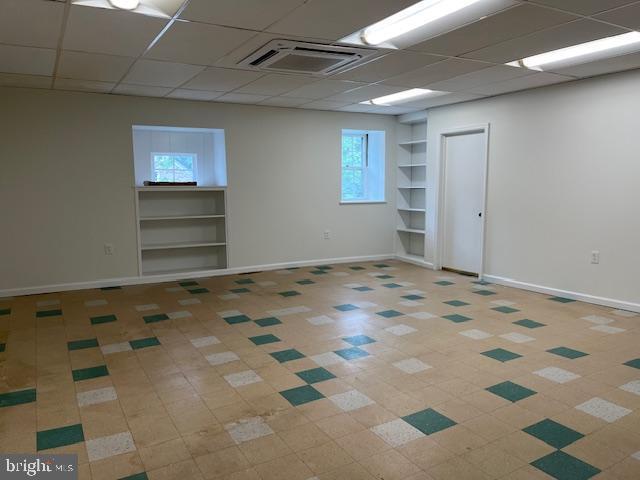 Building Photo - 930 Bondsville Rd
