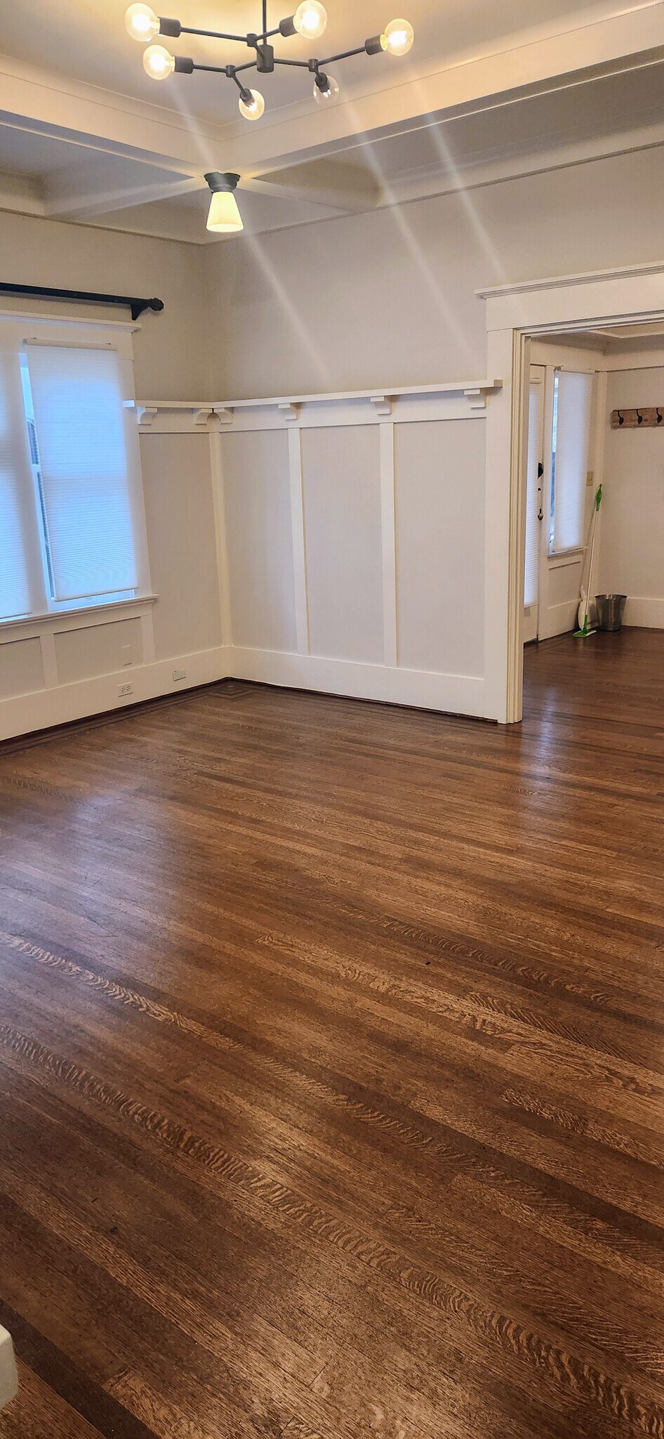 Building Photo - 459 Boulevard Way