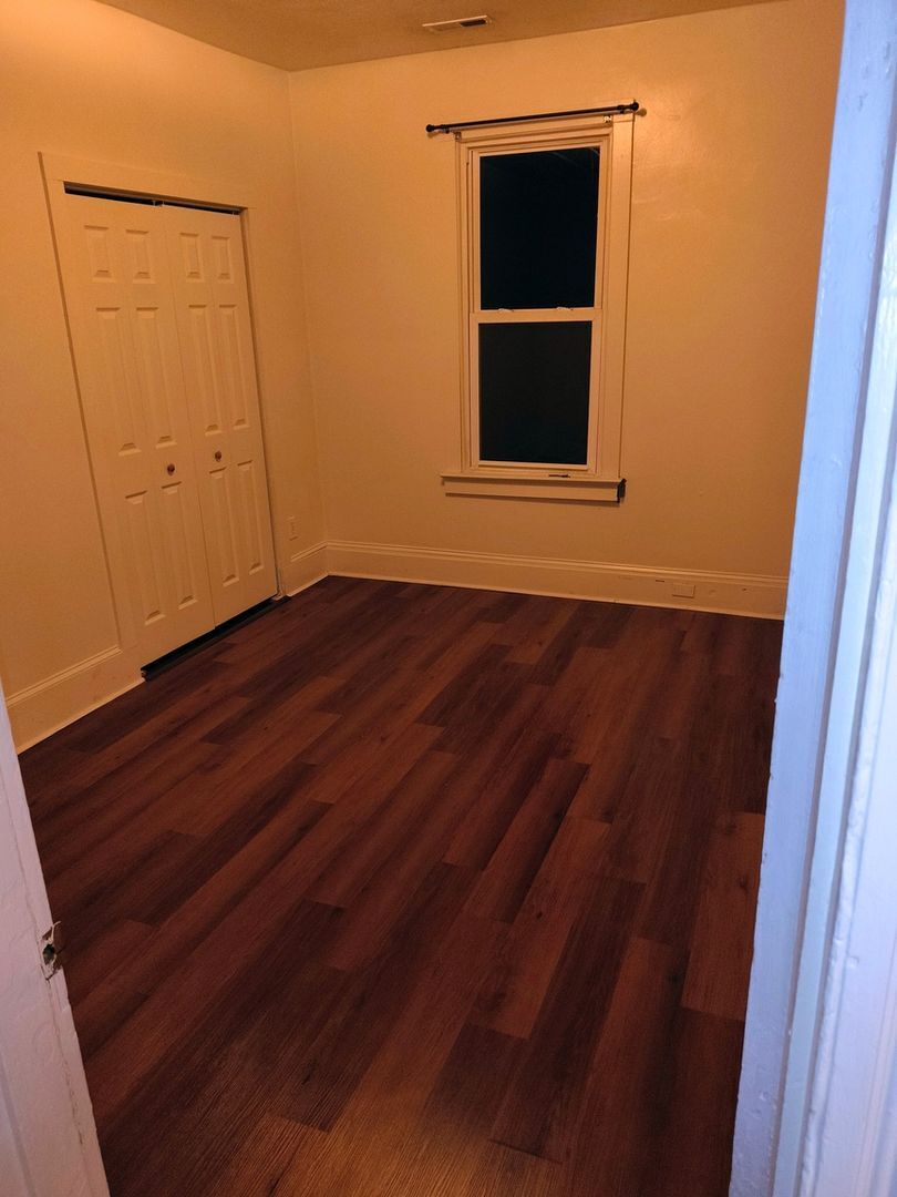 Building Photo - 1328 37th St