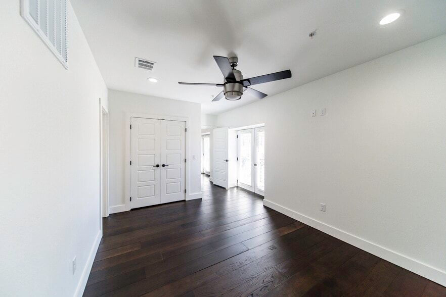 Building Photo - 115 Gilmer St