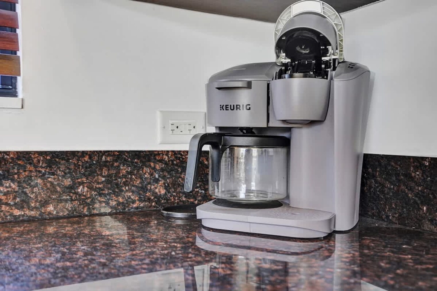 Building Photo - 333 Walnut St