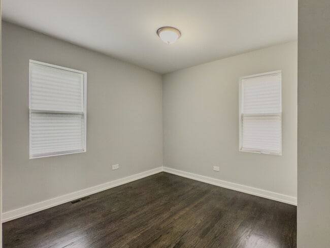 Building Photo - 9318 S Peoria St