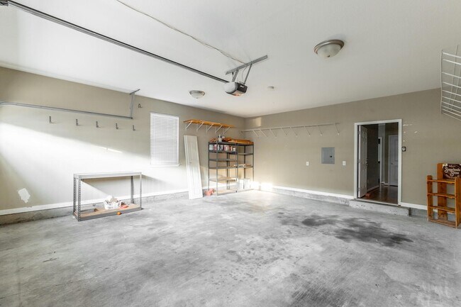 Building Photo - 4102 Regency Ct