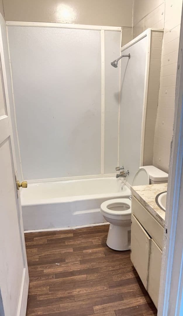 Building Photo - 3 Bed 1 Bath House