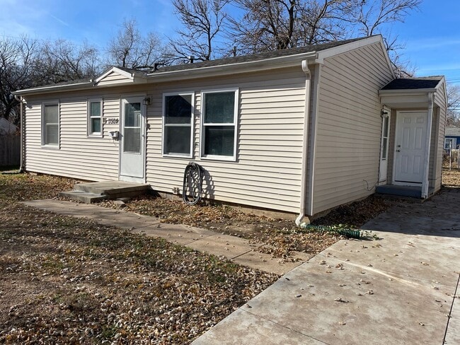 Building Photo - Budget-friendly Home For Rent In La Vista!!!