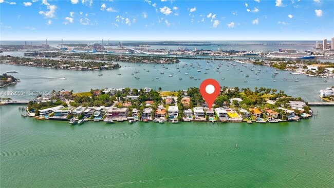 Building Photo - 1277 N Venetian Way